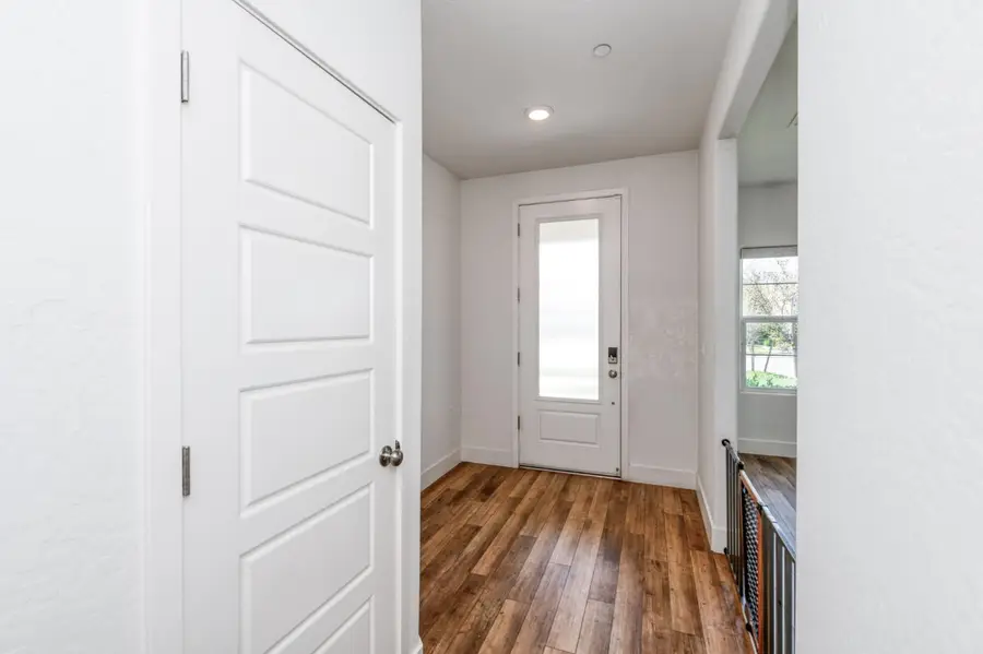 2071 N Hughes Avenue, Clovis, CA 93619 - #3