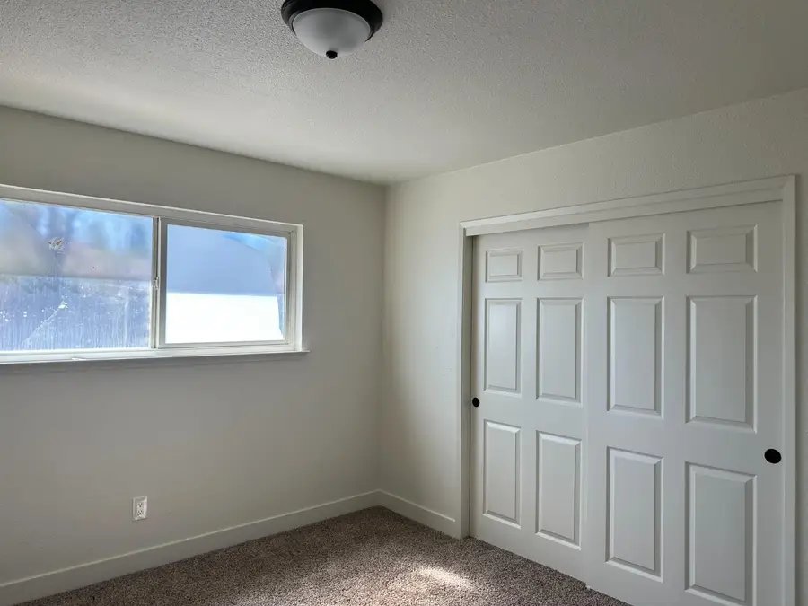 300 Walnut Street, Madera, CA 93637 - #3