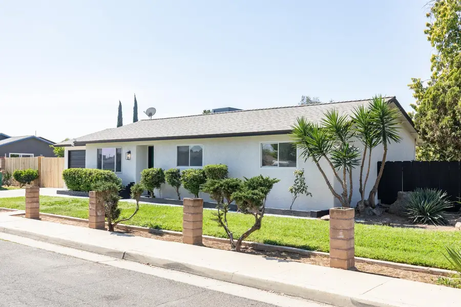 1185 E Evening Glow, Reedley, CA 93654 - #2