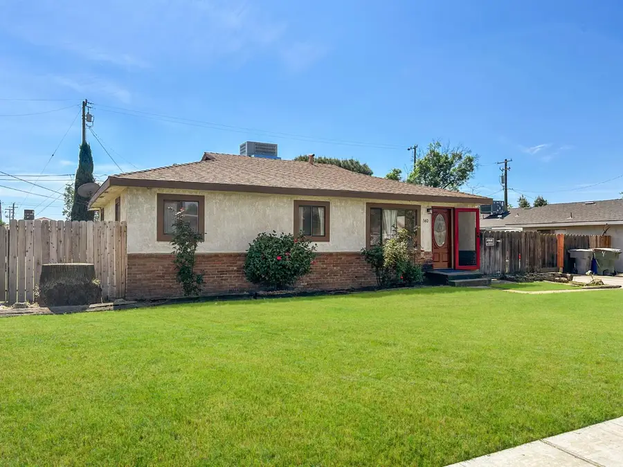 560 W Stuart Avenue, Clovis, CA 93612 - #3
