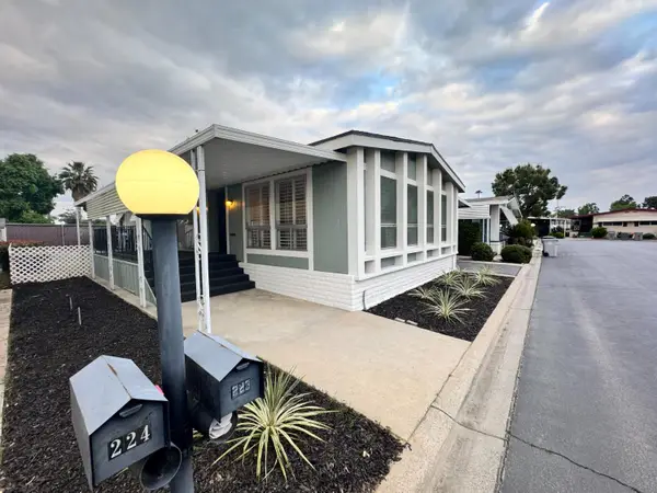 2706 W Ashlan #223, Fresno, CA 93705