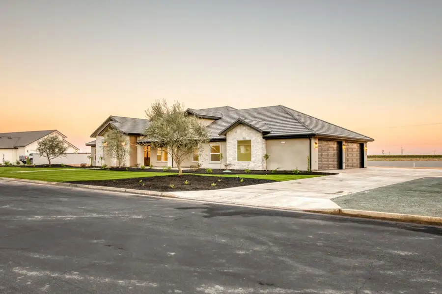 35242 Mustang Lane, Madera, CA 93636 - #2