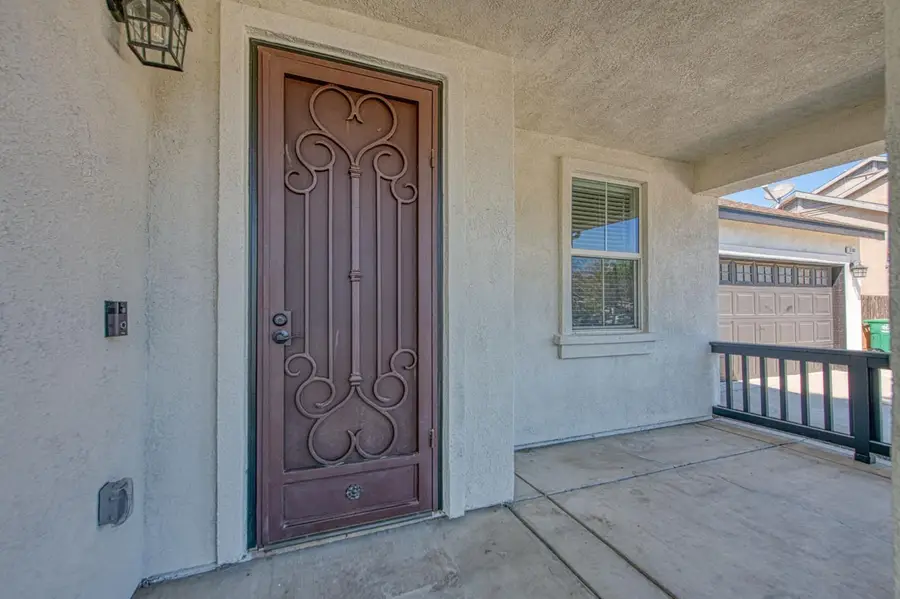 2187 N Sunny Lane, Reedley, CA 93654 - #3