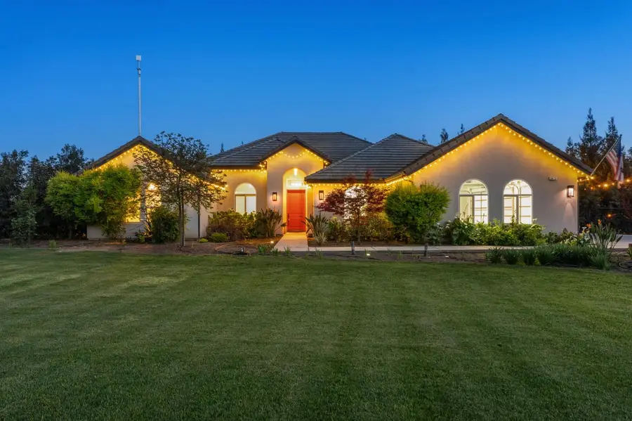 5675 Boston Ave, Kingsburg, CA 93631 - #2