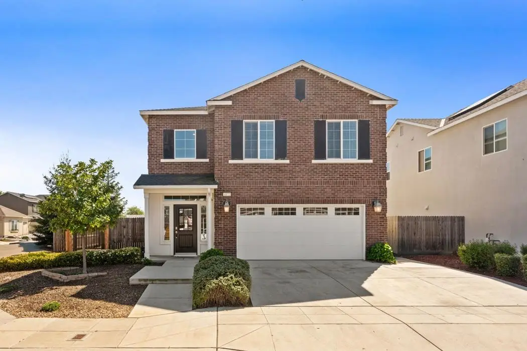 4172 Rialto Avenue, Clovis, CA 93619 - #1