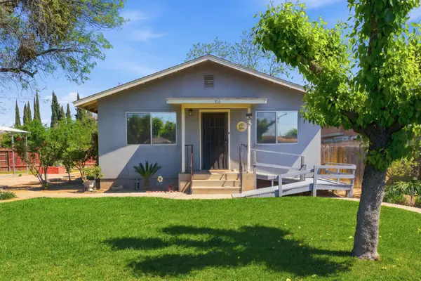 456 N Smith Avenue, Dinuba, CA 93618