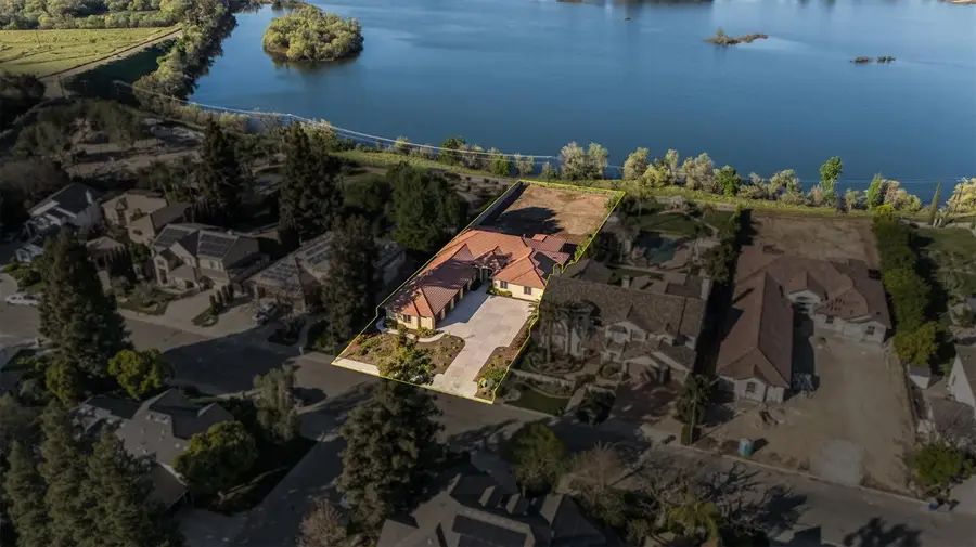 4748 W Alluvial Avenue, Fresno, CA 93722 - #3