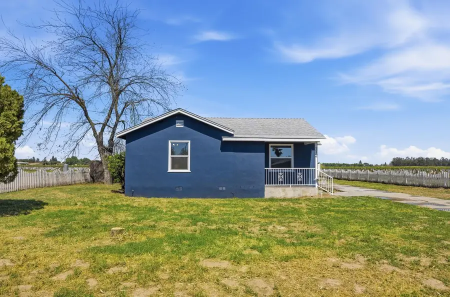 112 E Jefferson Avenue, Fresno, CA 93706 - #3