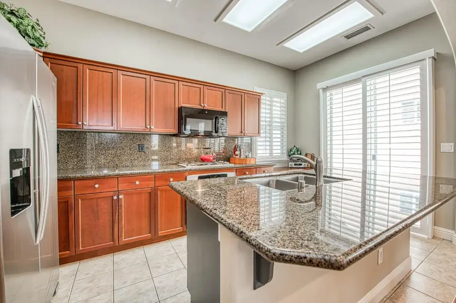 4226 Serena Lane, Clovis, CA 93619 - #2