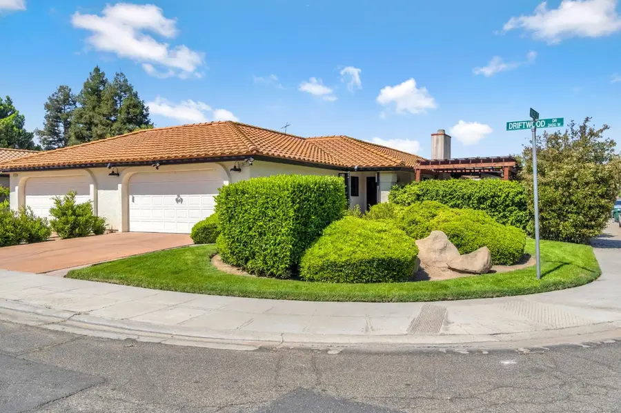 2411 Driftwood, Madera, CA 93637 - #2