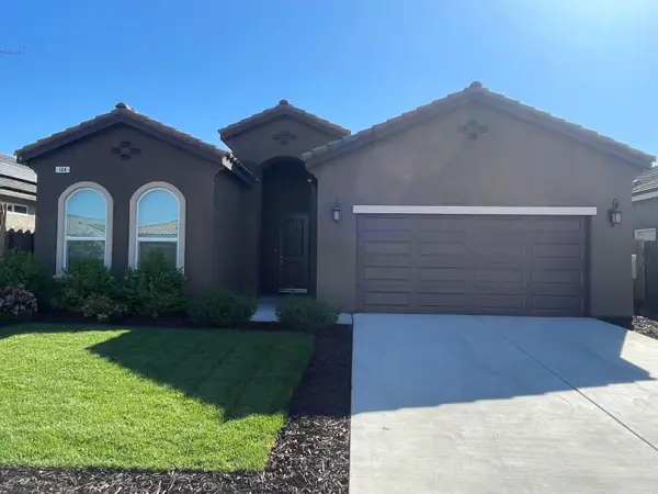 104 N Koleen Ave, Kerman, CA 93630