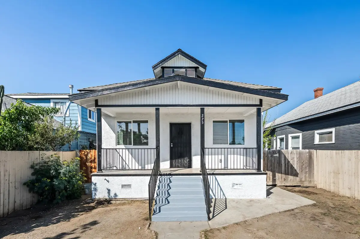 225 N Effie Street, Fresno, CA 93701 - #1