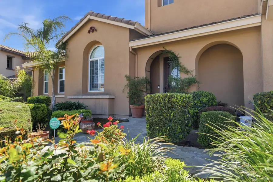 15627 W Botelho, Kerman, CA 93630 - #2