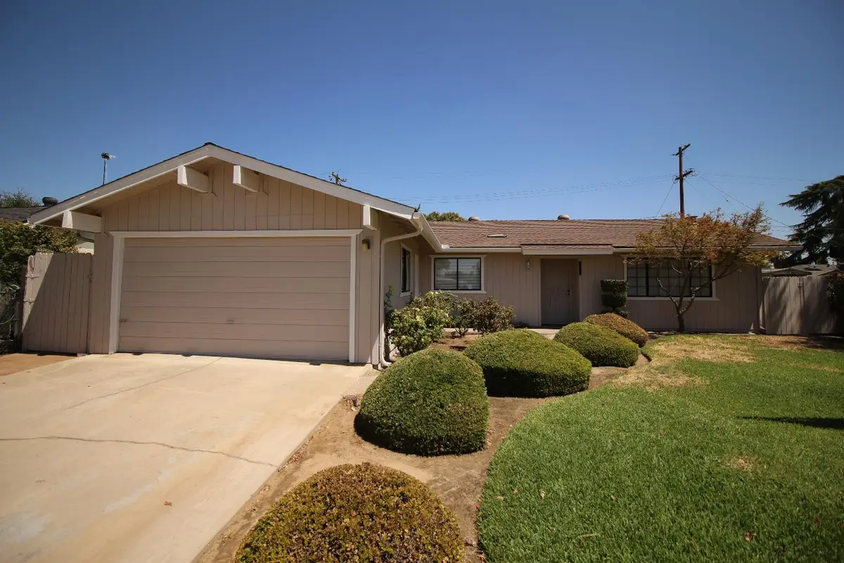 4052 N Sabre, Fresno, CA 93727 - #1