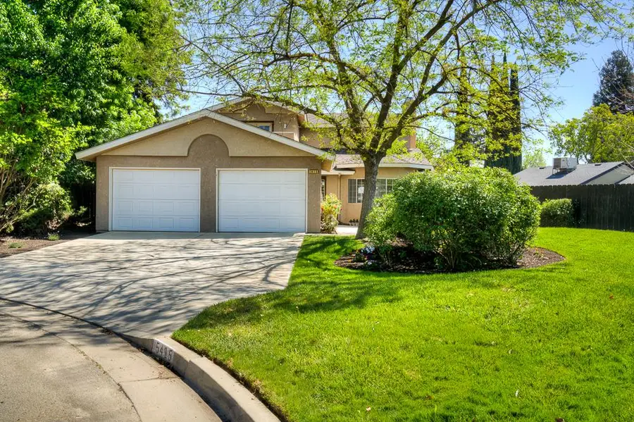 5415 W Stuart Avenue, Fresno, CA 93722 - #3