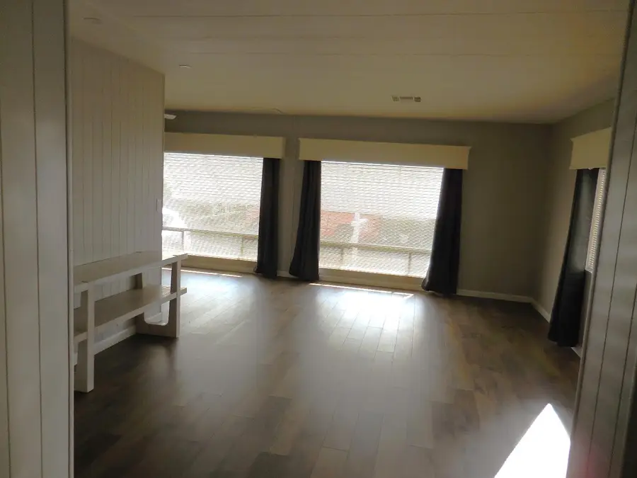 221 W Herndon Avenue #181, Fresno, CA 93650 - #3