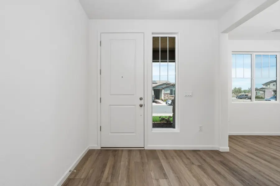 1193 Magnolia Court W, Madera, CA 93636 - #3