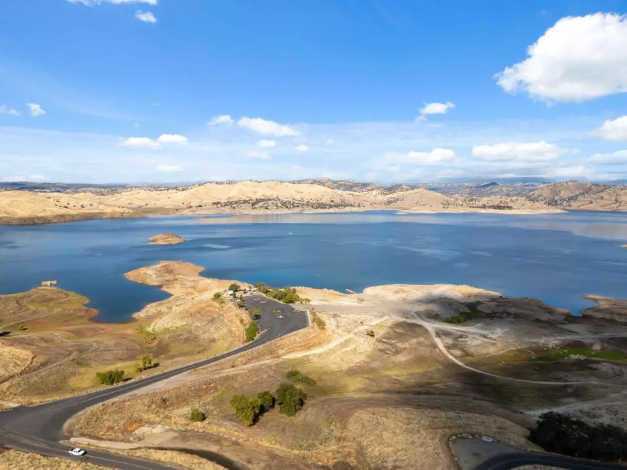 4614 Millerton Road, Friant, CA 93626 - #2