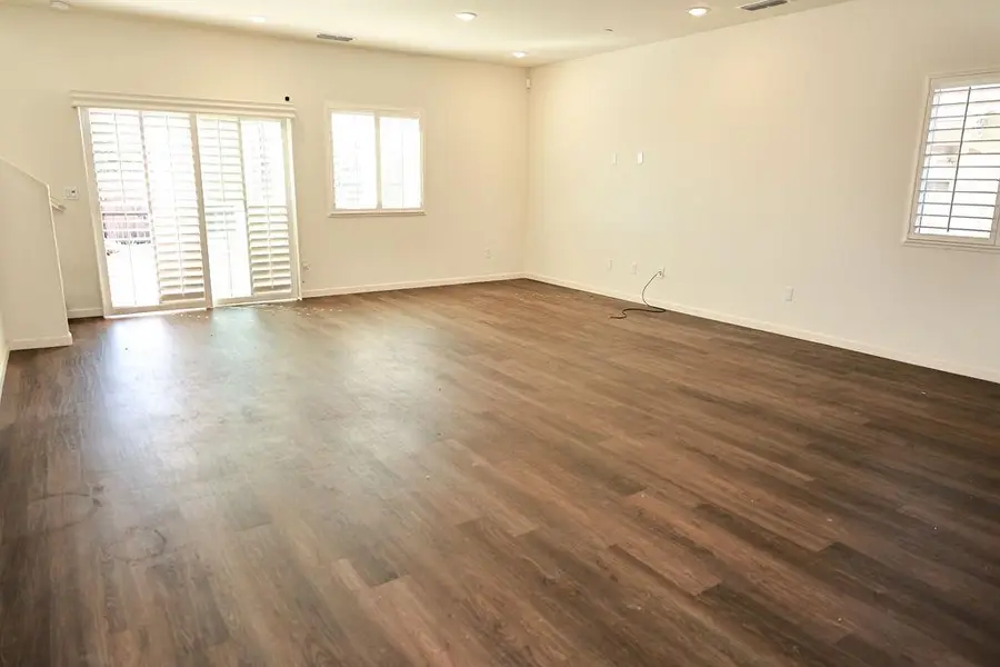 1382 Shoreline Drive, Madera, CA 93637 - #3