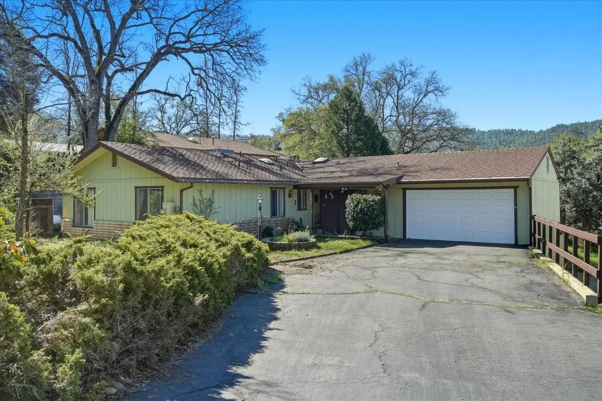 40888 Goldside Drive, Oakhurst, CA 93644 - #1