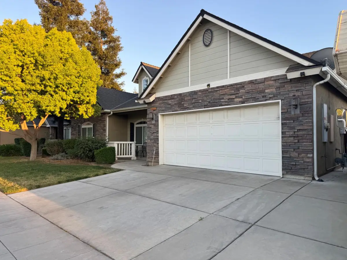 548 W Serena Avenue, Clovis, CA 93619 - #1
