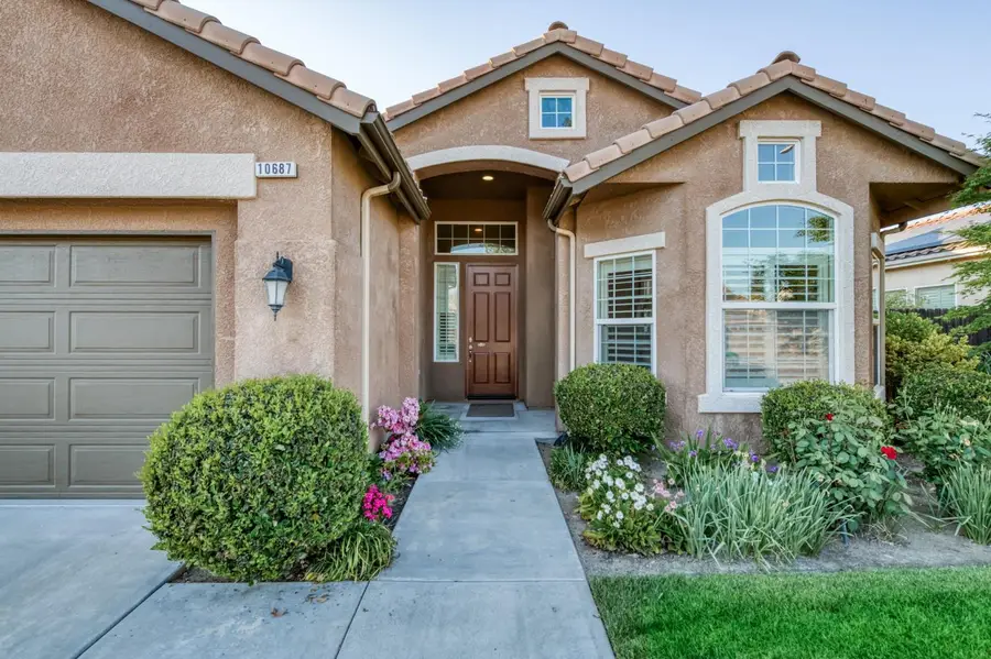10687 N Tea Party Lane, Fresno, CA 93730 - #3
