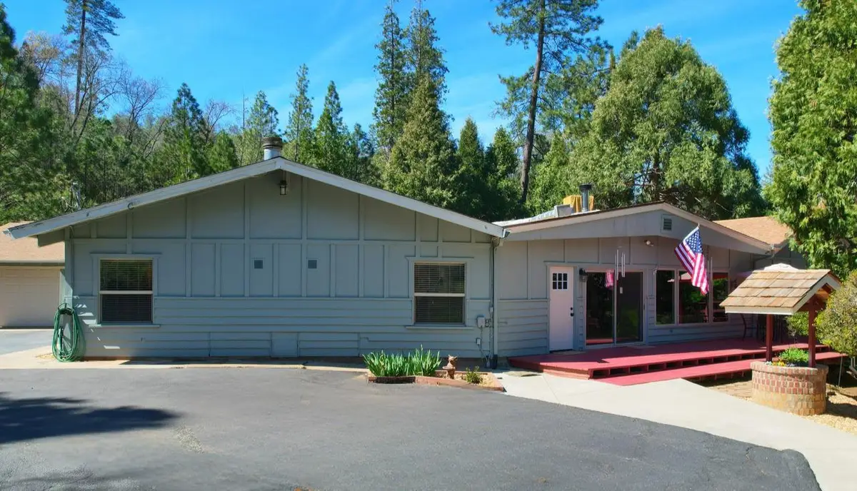 6242 State Highway 140, Mariposa, CA 95338 - #1