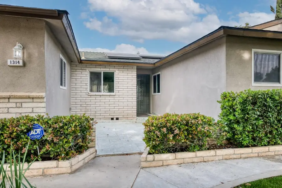 1314 Ezie Avenue, Clovis, CA 93611 - #2