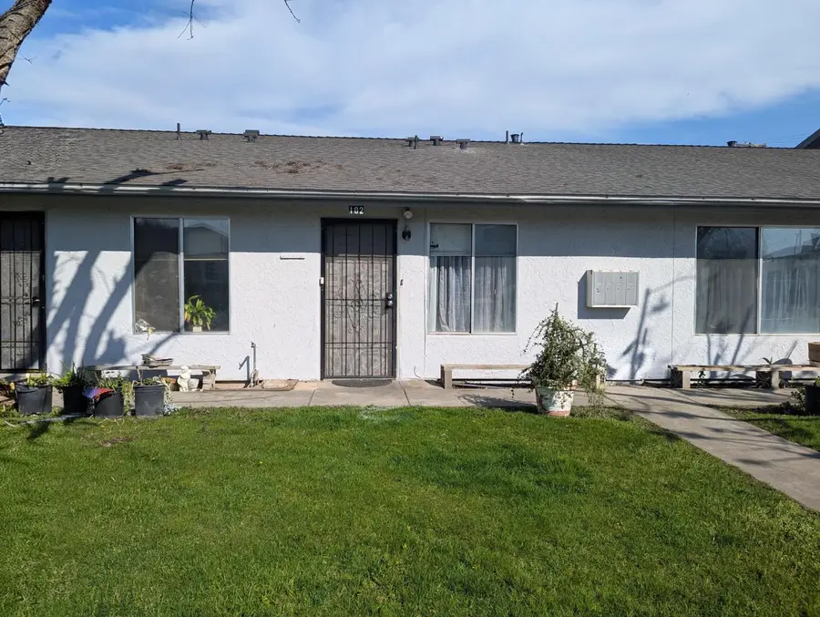 1210 Sanger Avenue, Sanger, CA 93657 - #3
