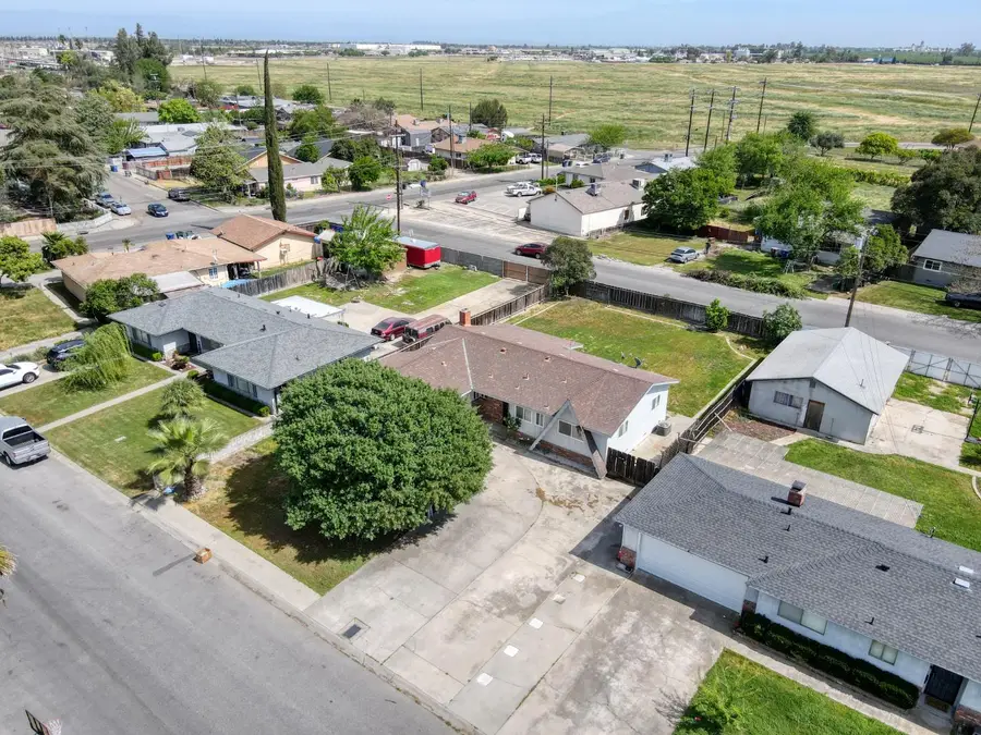 1509 Harding Avenue, Chowchilla, CA 93610 - #2