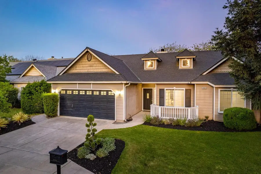 9882 N Meridian Avenue, Fresno, CA 93720 - #2