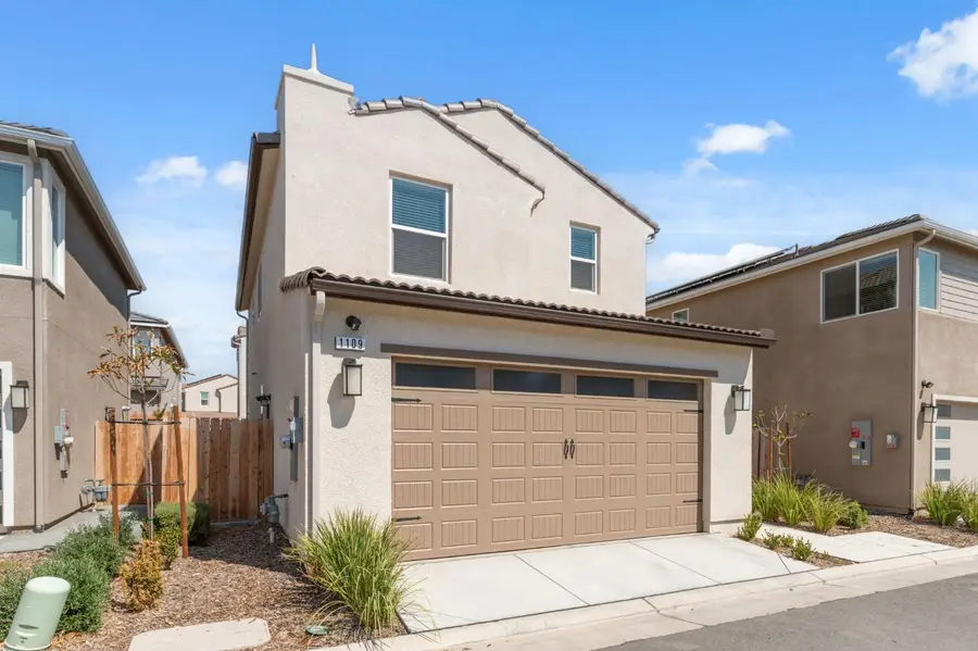 1109 Royalty Way W, Madera, CA 93636 - #3