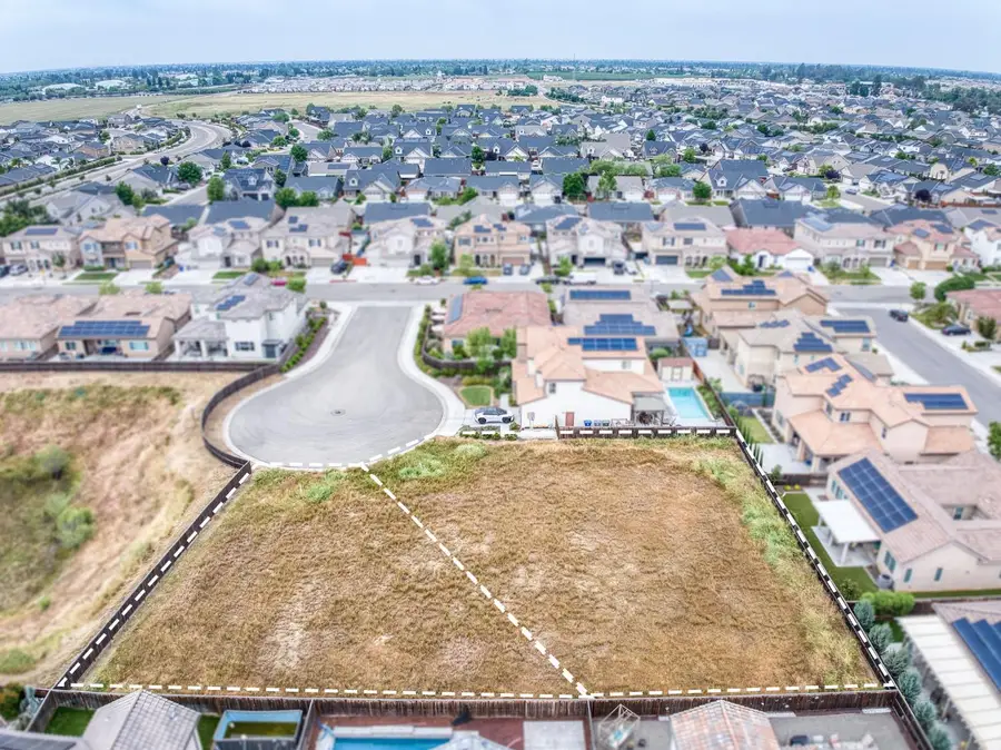 4269 Alissa Avenue, Clovis, CA 93619 - #2