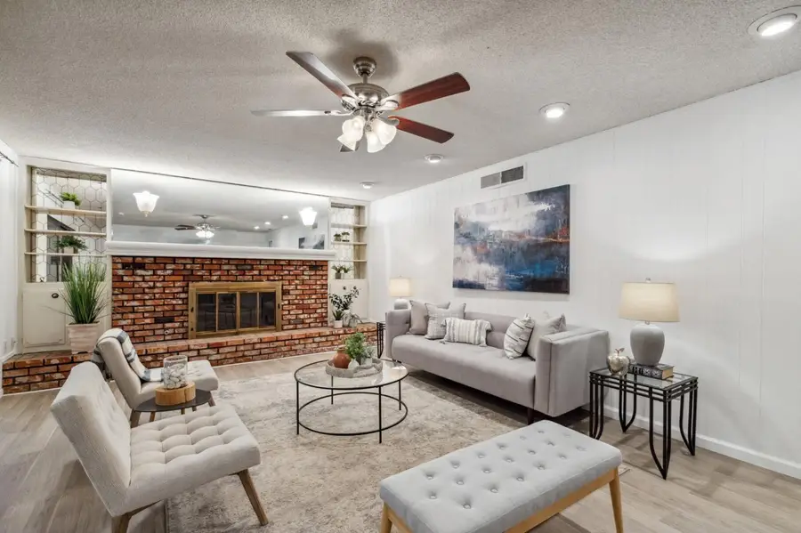 3094 W Escalon Avenue, Fresno, CA 93711 - #3