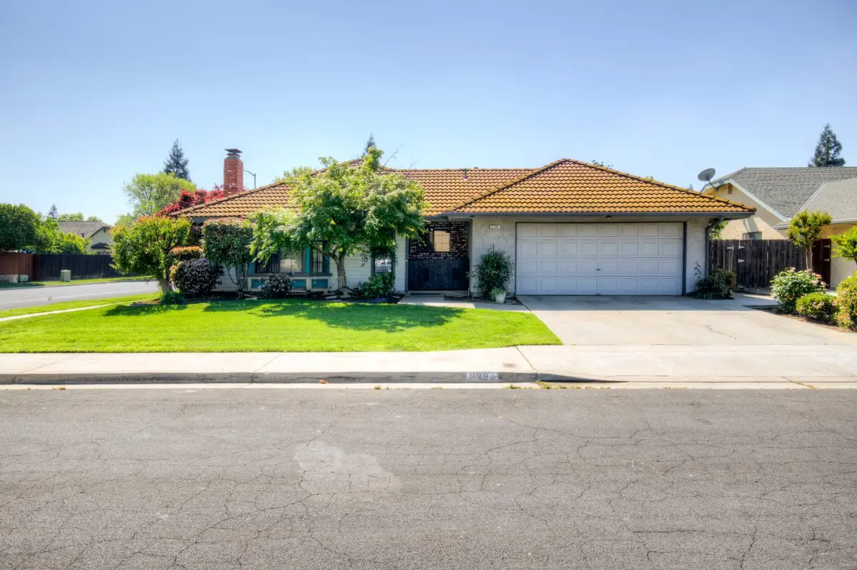2394 Scott Avenue, Clovis, CA 93611 - #1