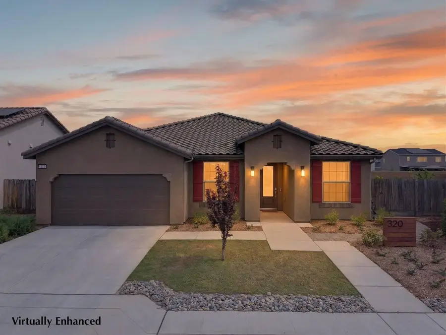 320 N Millard Avenue, Fresno, CA 93727 - #2