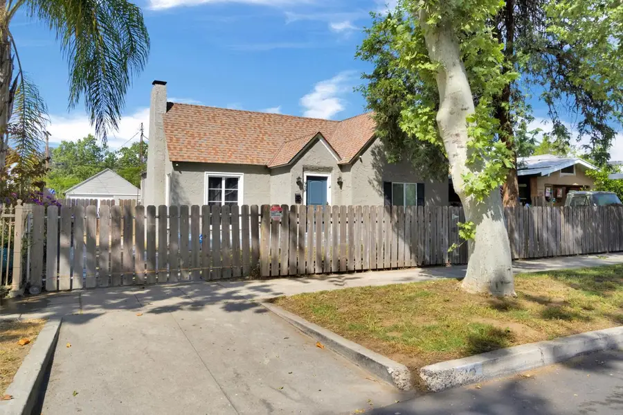 963 N Arthur Avenue, Fresno, CA 93728 - #3