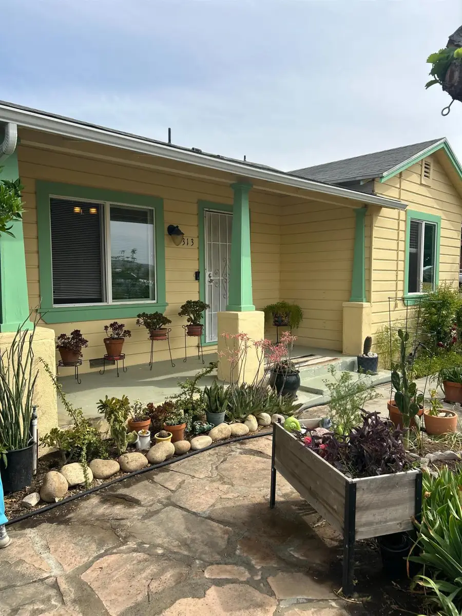 313 E Sacramento Street, Coalinga, CA 93210 - #2