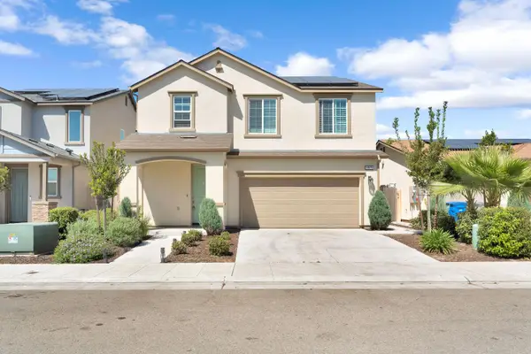 3875 Roberts Avenue, Clovis, CA 93619