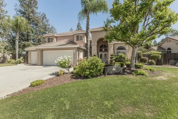 8466 N Dearing Avenue, Fresno, CA 93720