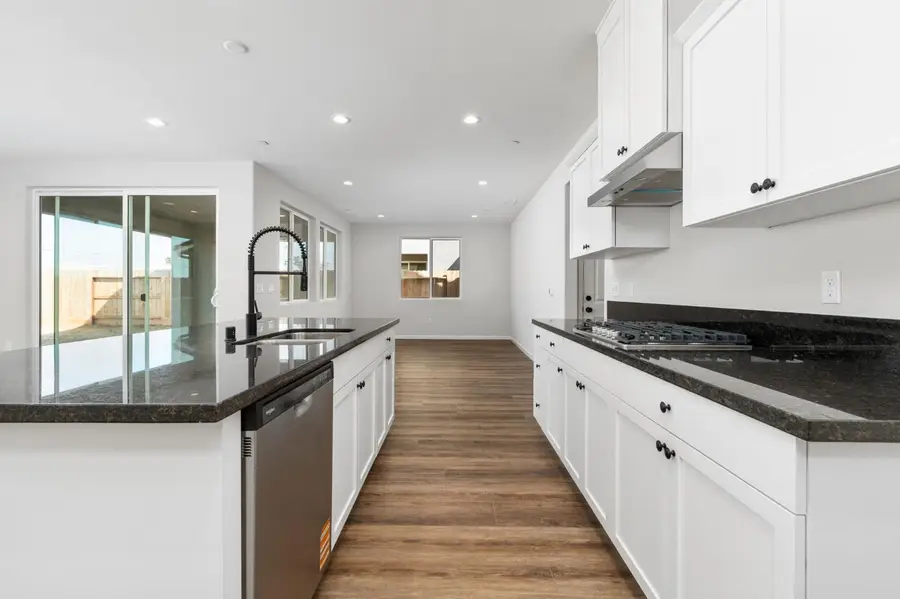 1266 Talus Way S, Madera, CA 93636 - #2