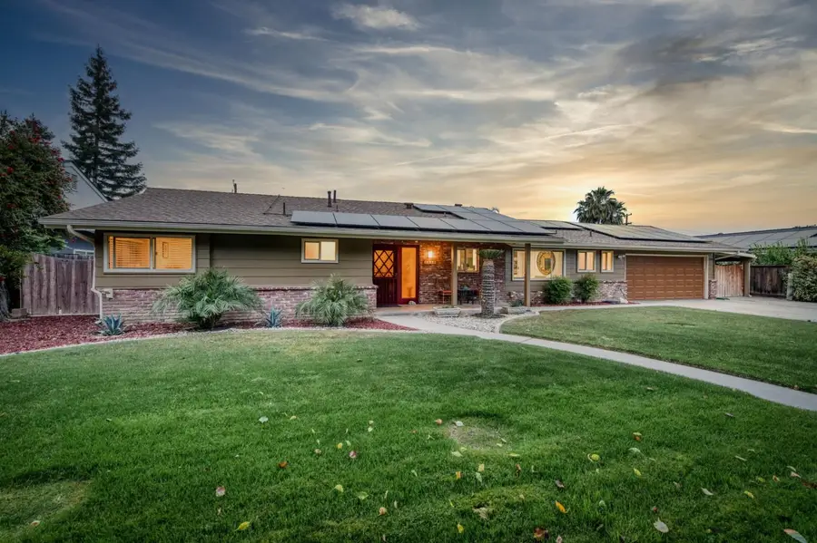 1540 W San Ramon Avenue, Fresno, CA 93711 - #2