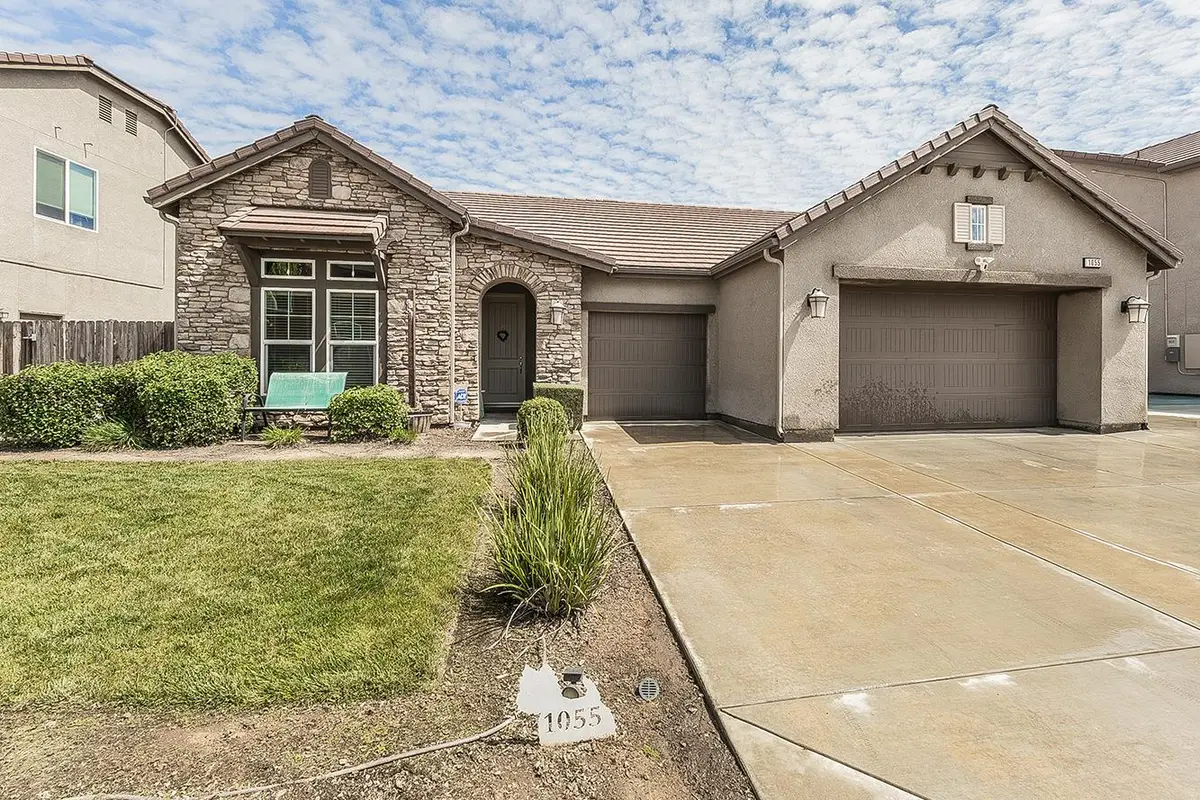 1055 Agua Dulce Avenue, Clovis, CA 93619 - #1