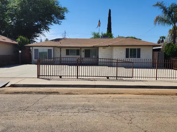 1017 W Vassar Avenue, Fresno, CA 93705