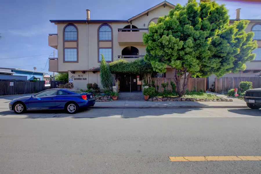 711 S Bayshore Boulevard #10, San Mateo, CA 94401 - #2