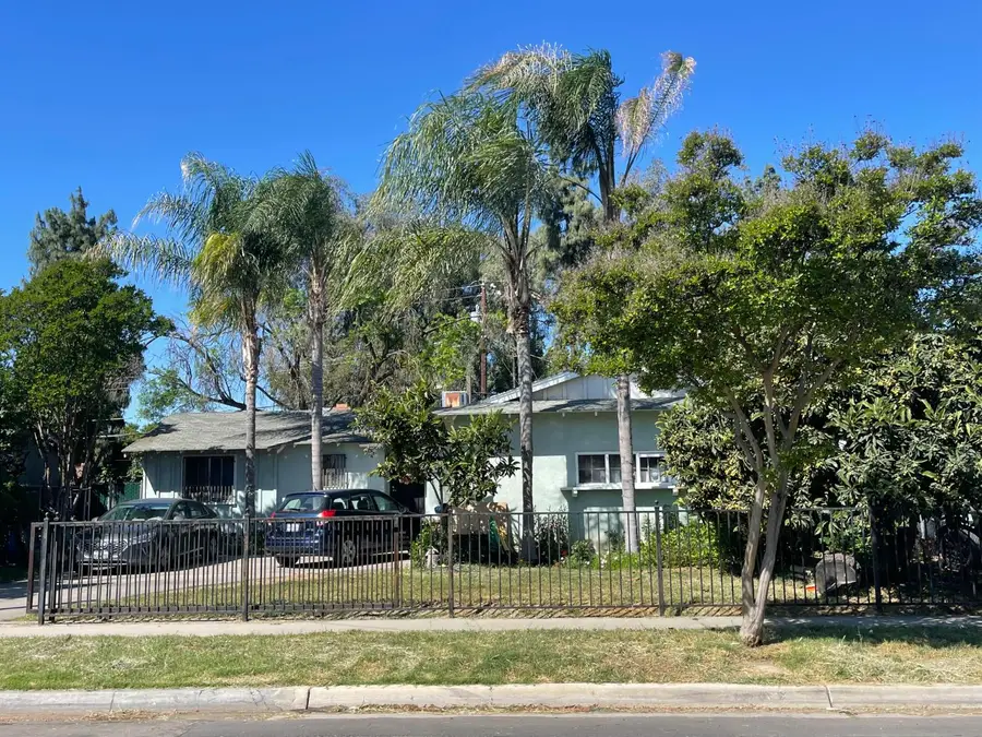 1428 S Sierra Vista Avenue, Fresno, CA 92702 - #3