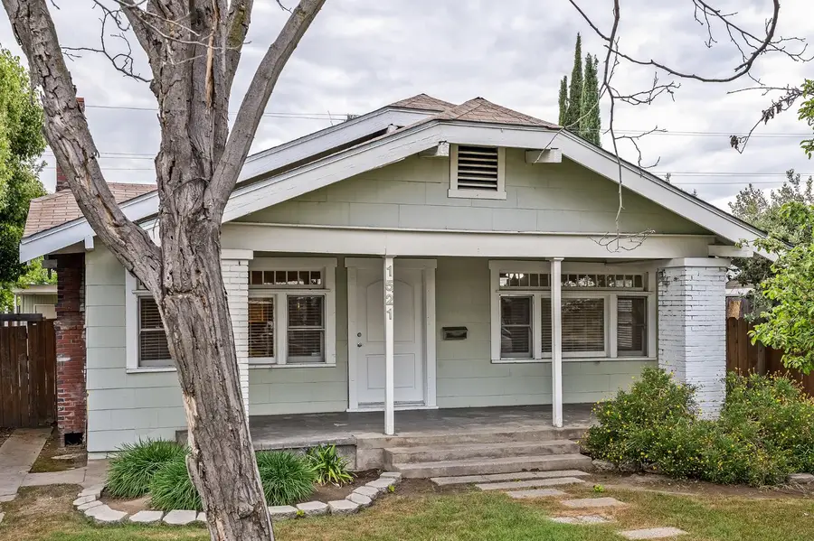 1521 N College Avenue, Fresno, CA 93728 - #2