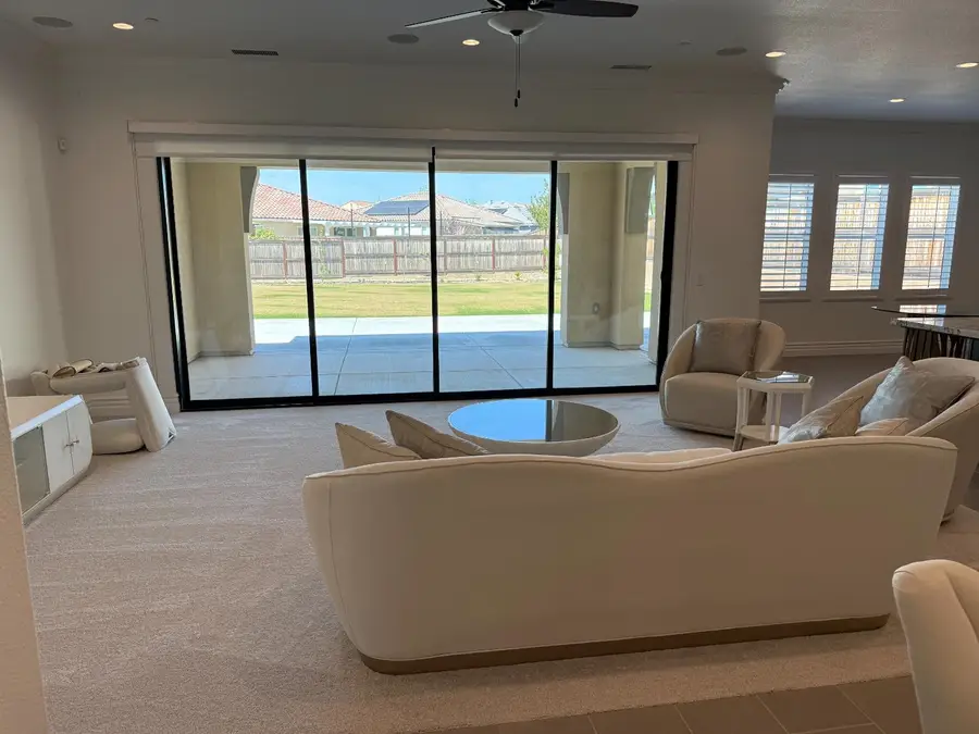 1015 Horizon, Madera, CA 93636 - #3