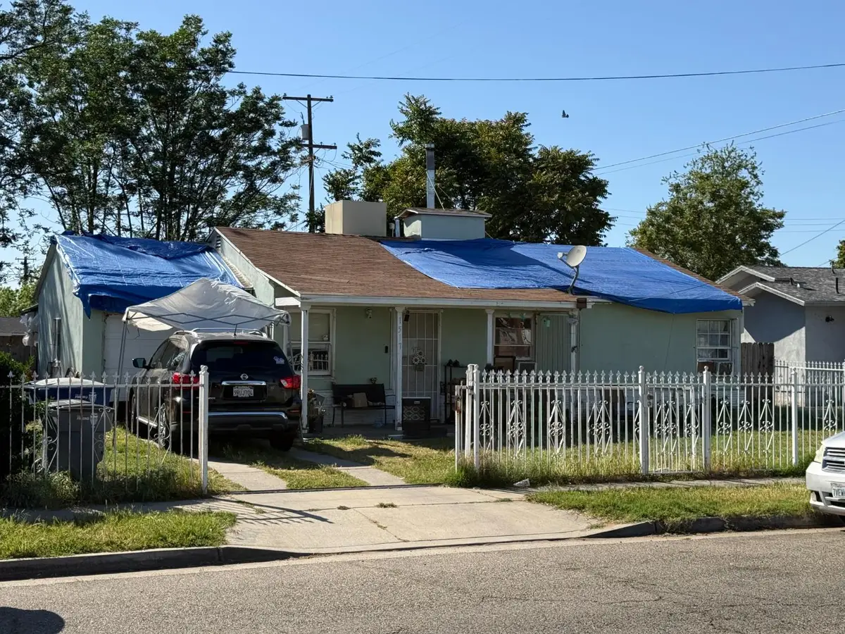 1517 N Millbrook, Fresno, CA 93703 - #1