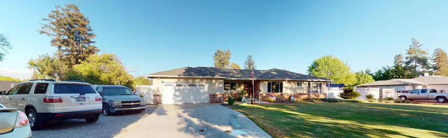 7690 N Leonard Avenue, Clovis, CA 93619 - #3